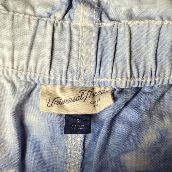 NWT Universal Thread Women's High Rise Denim Shorts Blue Tie Dye Size Small - Picture 7 of 16
